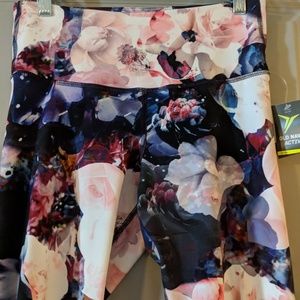 NWT Old Navy High Rise Athletic Leggings